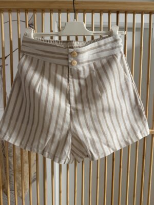 Bermuda gessato, latte e beige