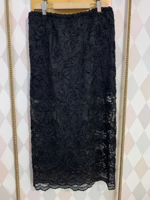 Gonna Longuette in pizzo nera