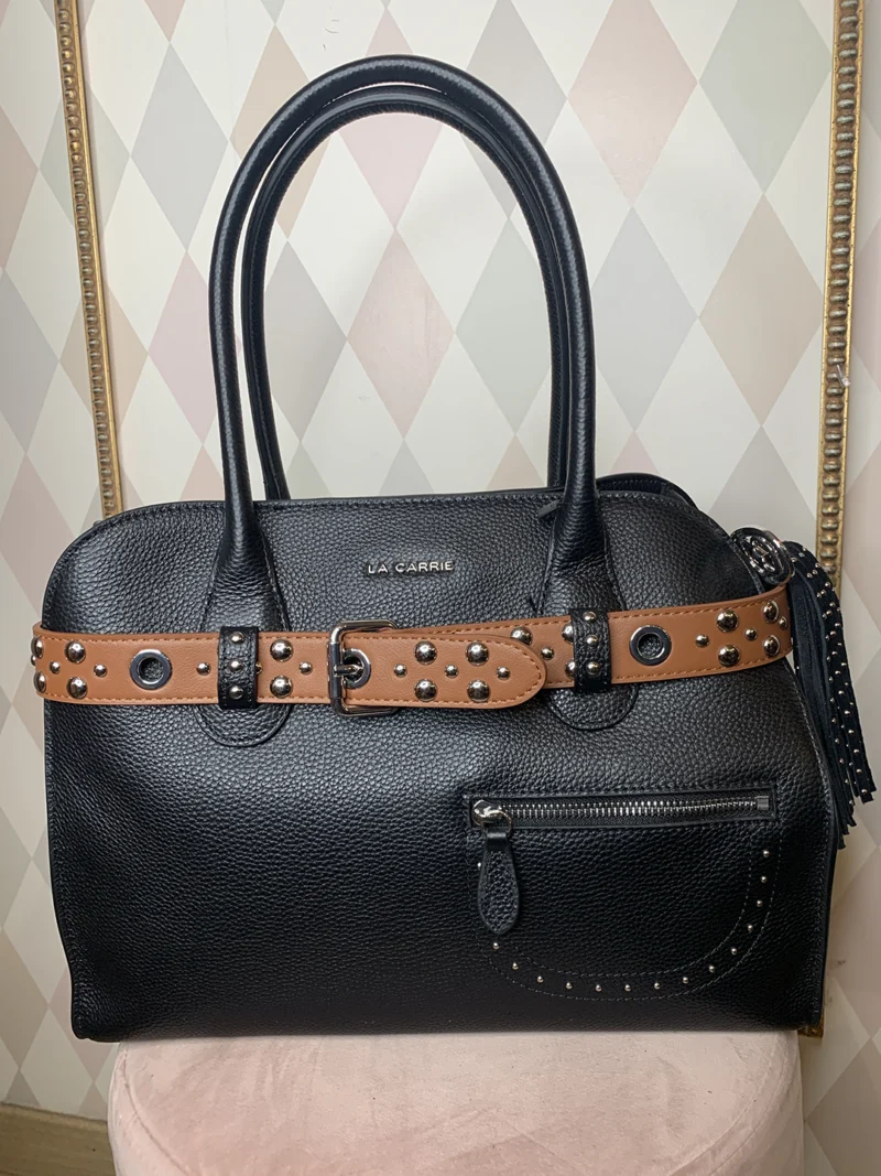 Shopper nera in pelle martellata